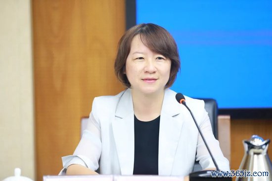 刘 欣 办公室主任