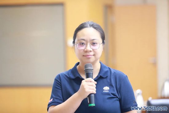 新京报记者